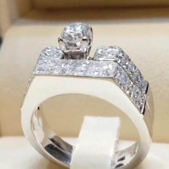 925 Silver Plated Sparkling Engagement/Wedding Ring for Couples, VIP026 - Picture 7 of 7